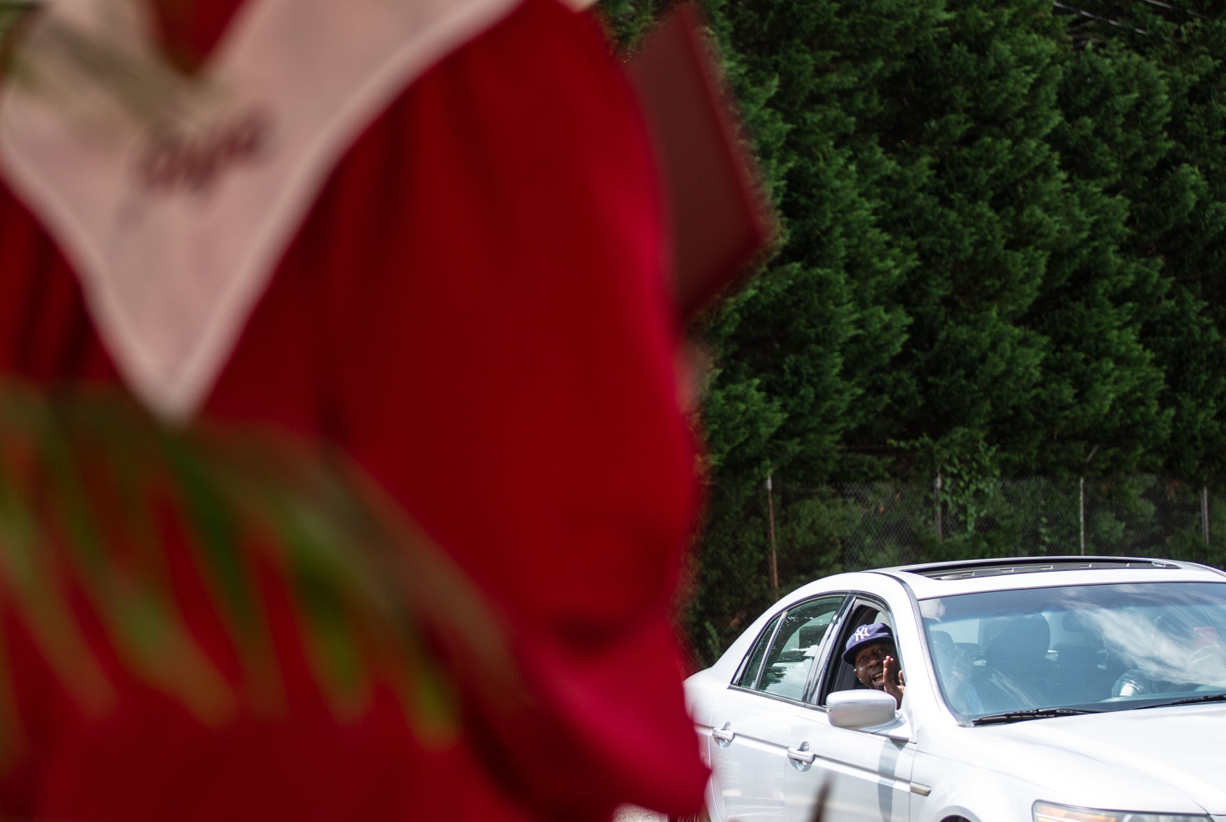 20200609g_grad Page